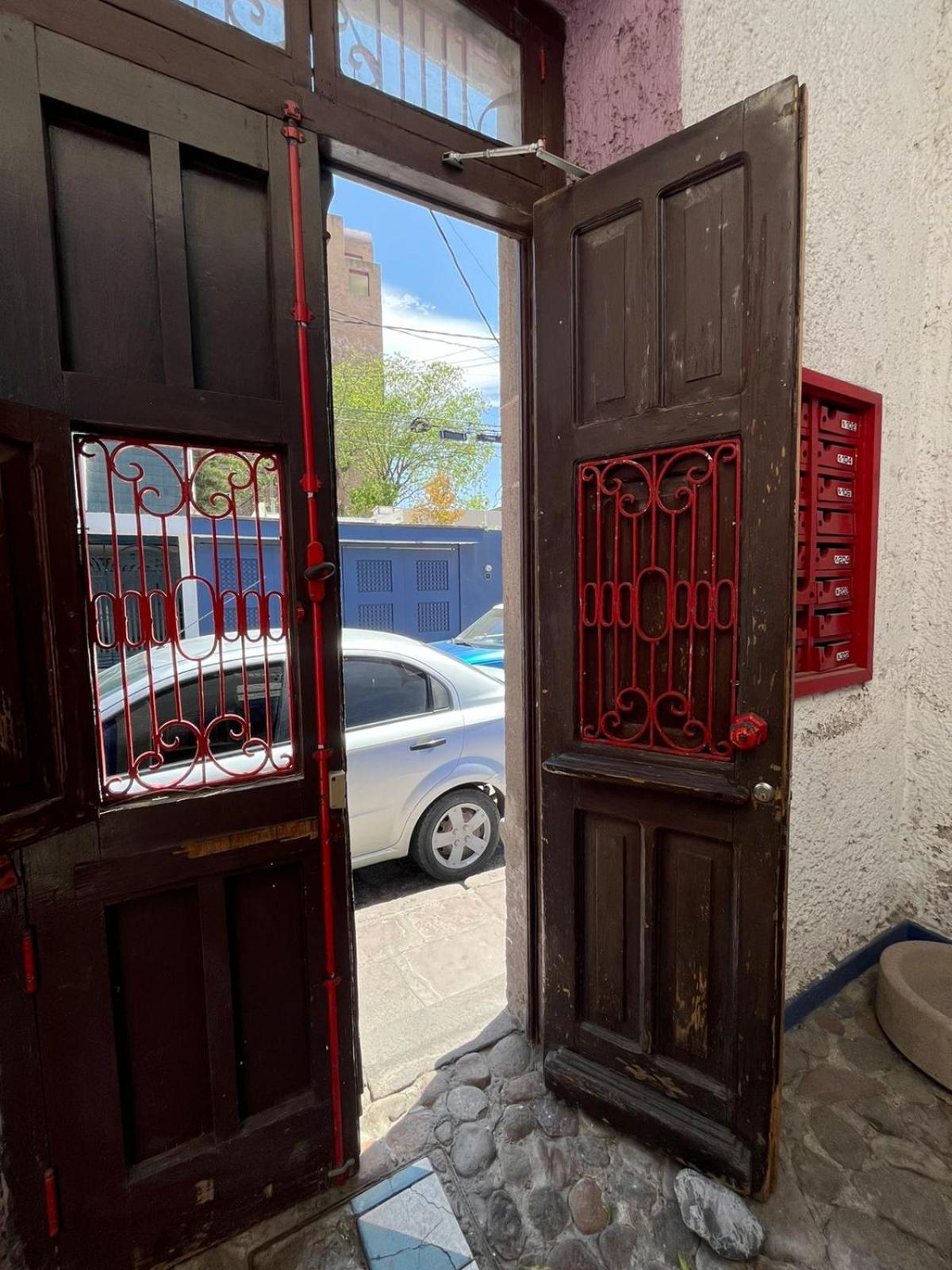 サン・ルイス・ポトシLofts En Casa Azul Centro De Slp - Inmotegaアパートメント エクステリア 写真